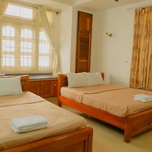 2* Hotel Sakura Saigon